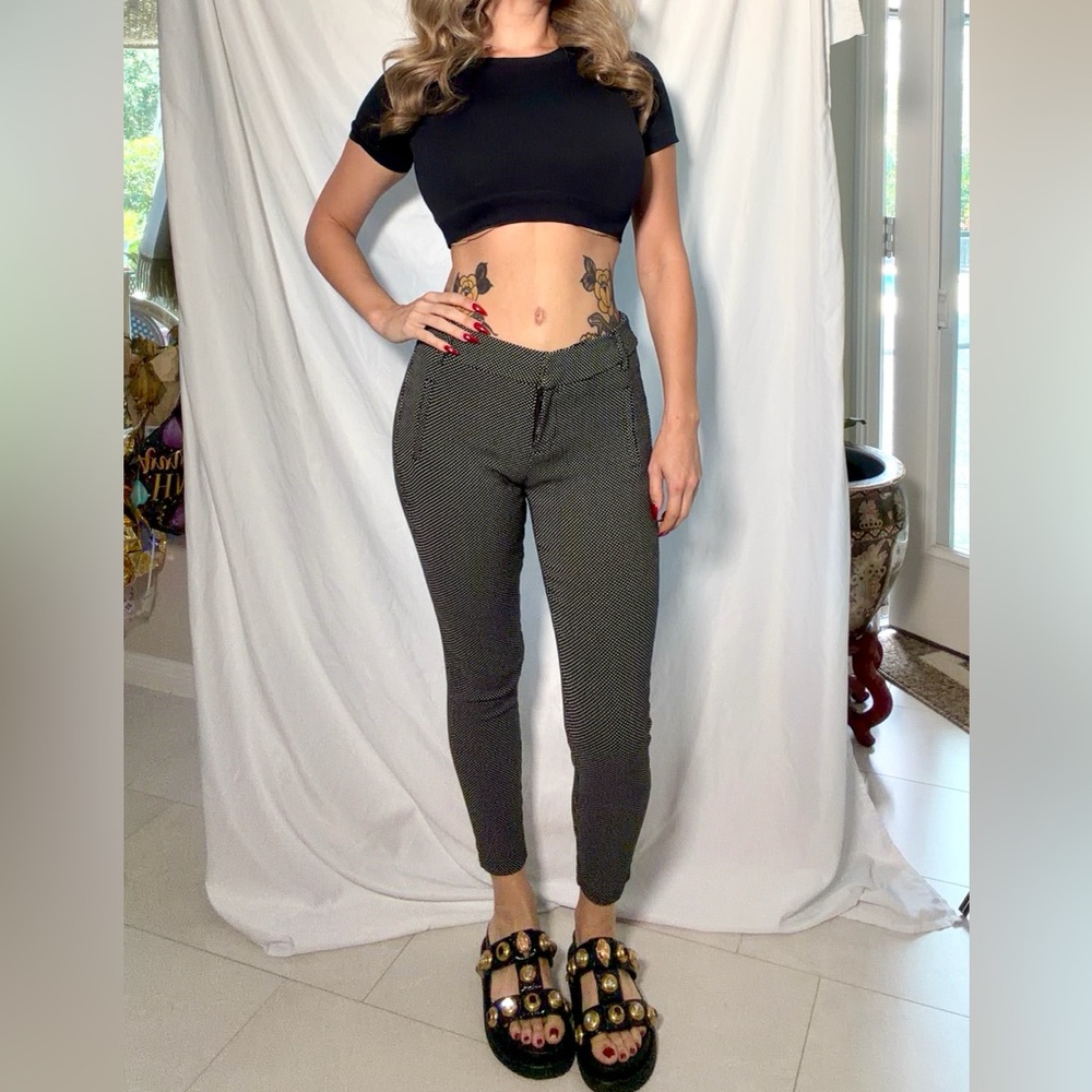 Chic Black and White Skinny Pants